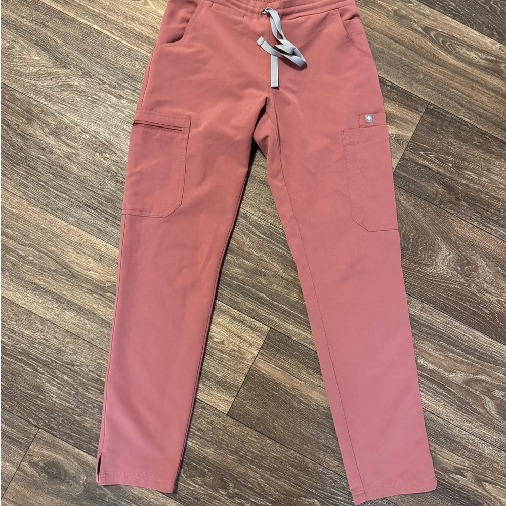 Figs Pink Cargo Pants with Stretchy Comfort